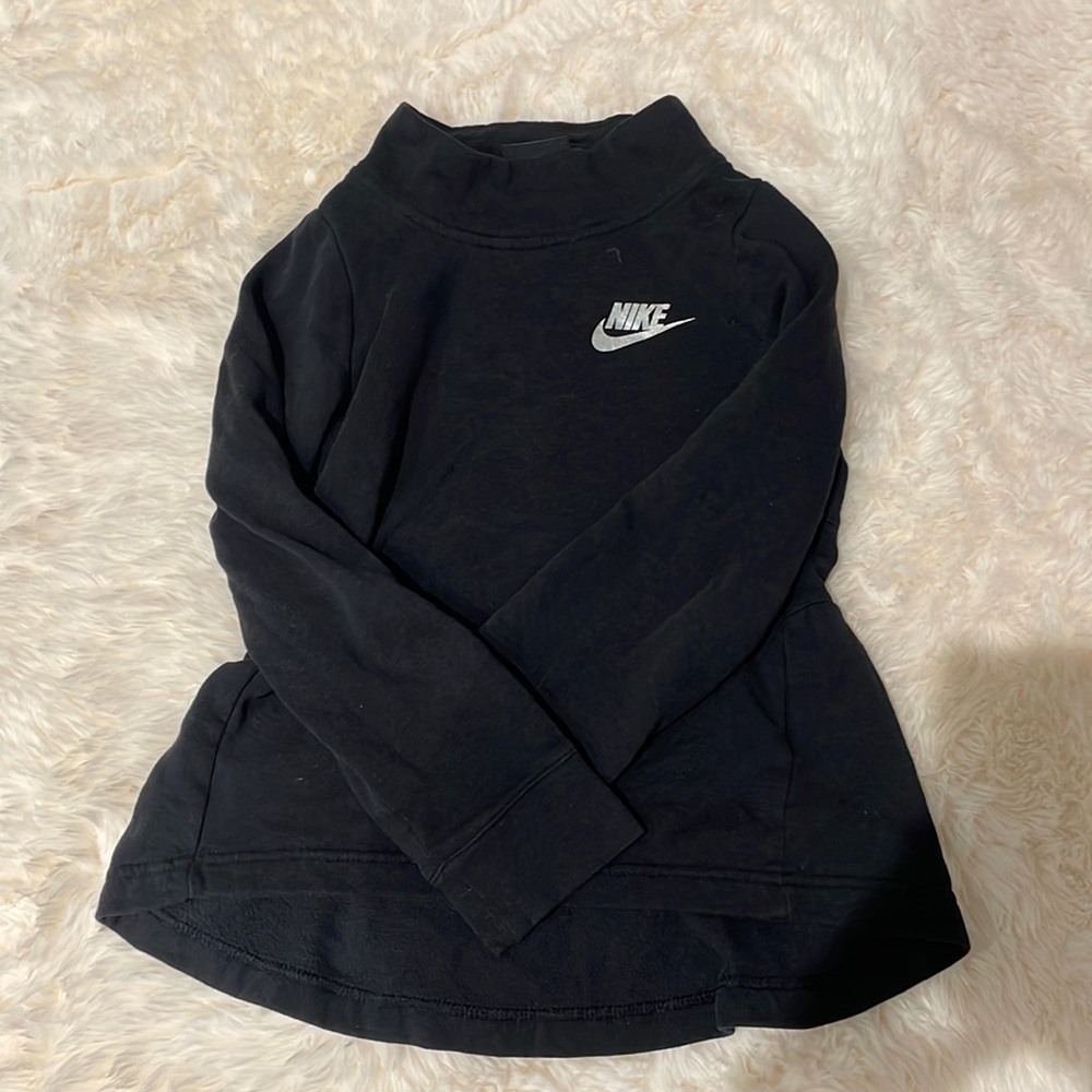 nike sweatshirt , black and silver , good fitting